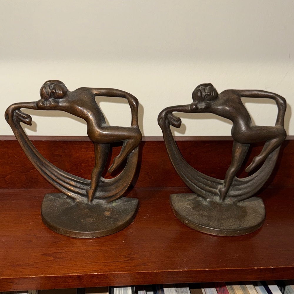 Bronze Art Deco Scarf Dancing
Bookends